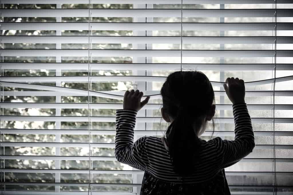 detinjstvo, loše detinjstvo, bolno detinjstvo, trauma, traume iz detinjstva, traumatično detinjstvo, roditelji, deca, ljubav, uspeh, neuspeh, sreća, radost, tuga, bol