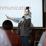 Internet je pun "Draga Saveta" kolumni, motivacionih govornika i drugih ljudi koji nam nude brza rešenja i odgovore. Da li je to zaista moguće?